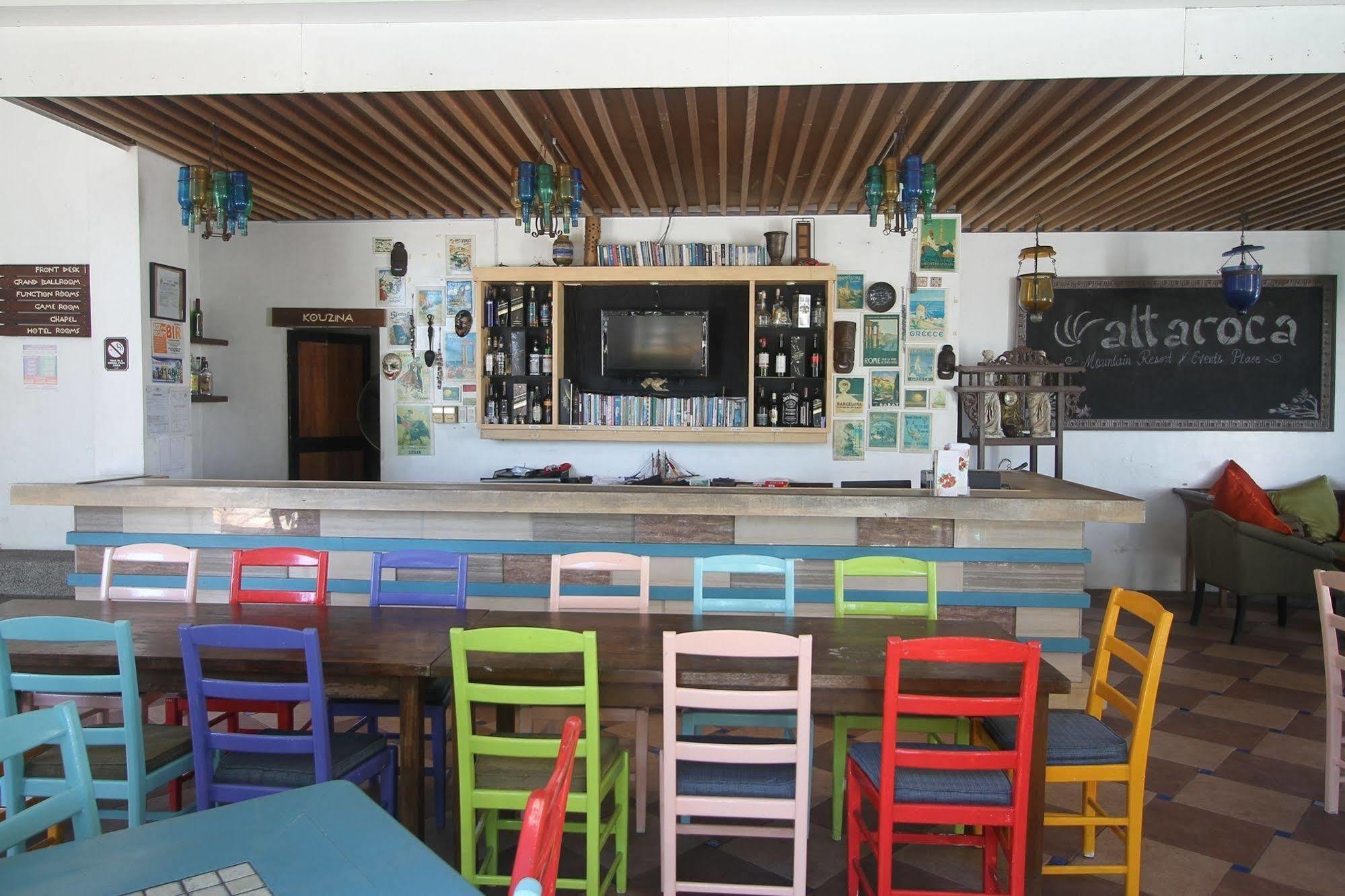 Altaroca Mountain Resort Antipolo Bagian luar foto